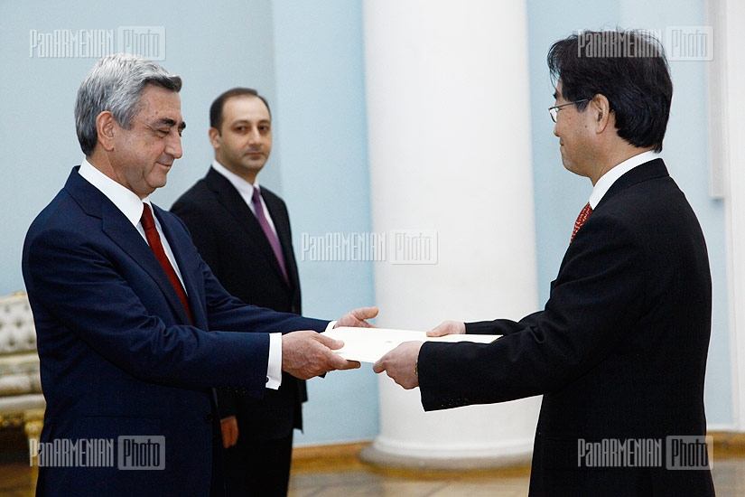Newly appointed Japanese ambassador to Armenia Tikahito Harada hands his credentials to RA President Serzh Sargsyan