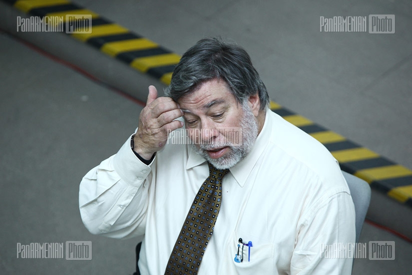 Steve Wozniak visits Synopsys Armenia
