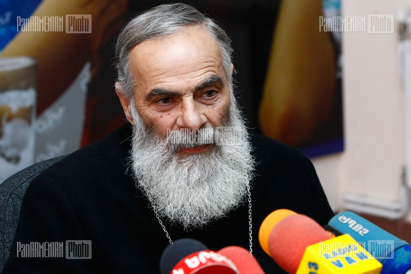 Press conference of gynecologist Vahe Ter-Minasyan and Priest Fr. Kyuregh Talyan