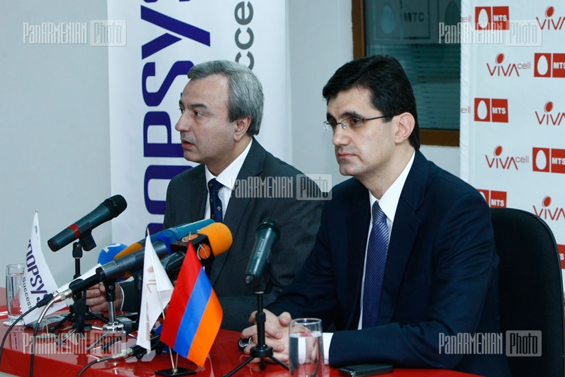 Press conference of VivaCell-MTS CEO Ralph Yirikyan and director of Synopsys Armenia Hovik Musaelyan