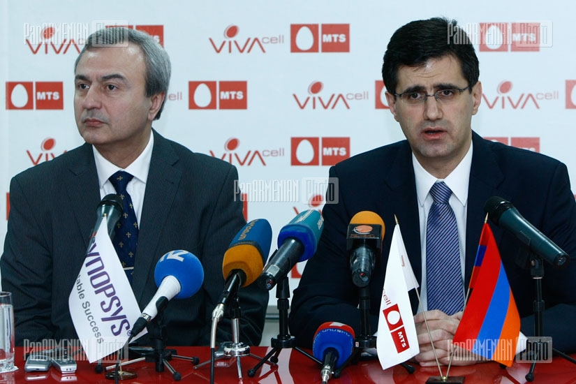 Press conference of VivaCell-MTS CEO Ralph Yirikyan and director of Synopsys Armenia Hovik Musaelyan