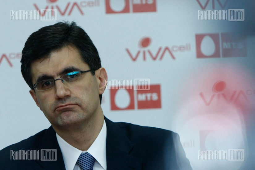 Press conference of VivaCell-MTS CEO Ralph Yirikyan and director of Synopsys Armenia Hovik Musaelyan