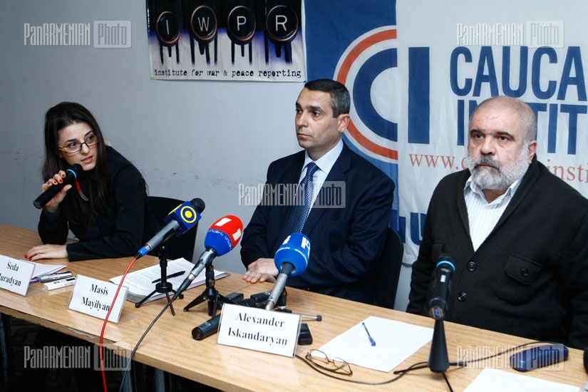 Caucasus Institute and IWPR organize a discussion concerning Nagorno-Karabakh conflict