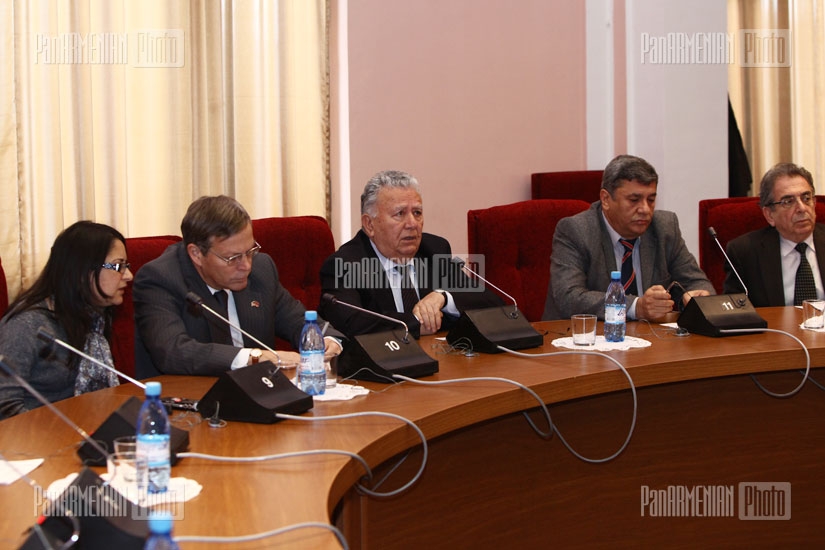 Presentation of Armenian Virtual Scientific Library project takes place at RA NAS 