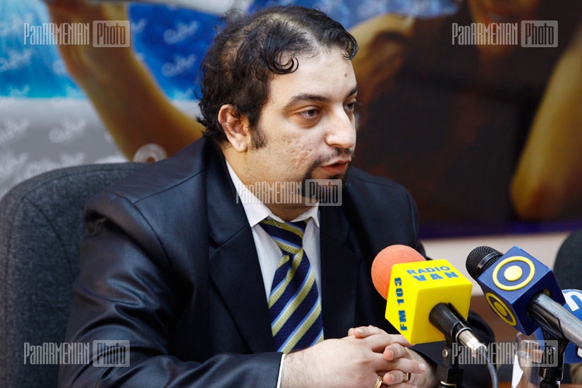 Press conference of Head of the Assembly of Azerbaijani-Armenian Grigori Ayvazyan