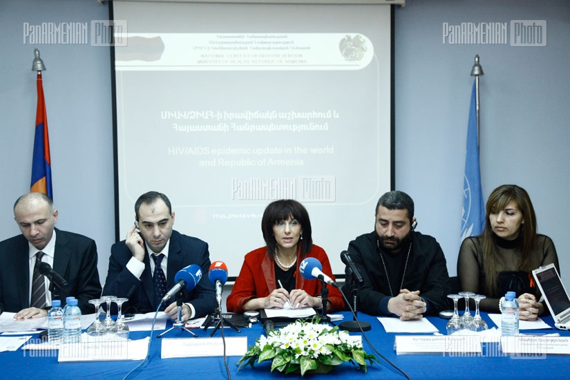 Press conference in UN Armenia office dedicated to World Aids Day
