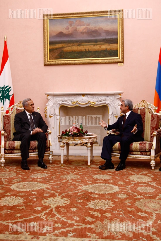 Official welcoming of Lebanon's president Michel Suleiman and his briefing with RA President Serzh Sargsyan 