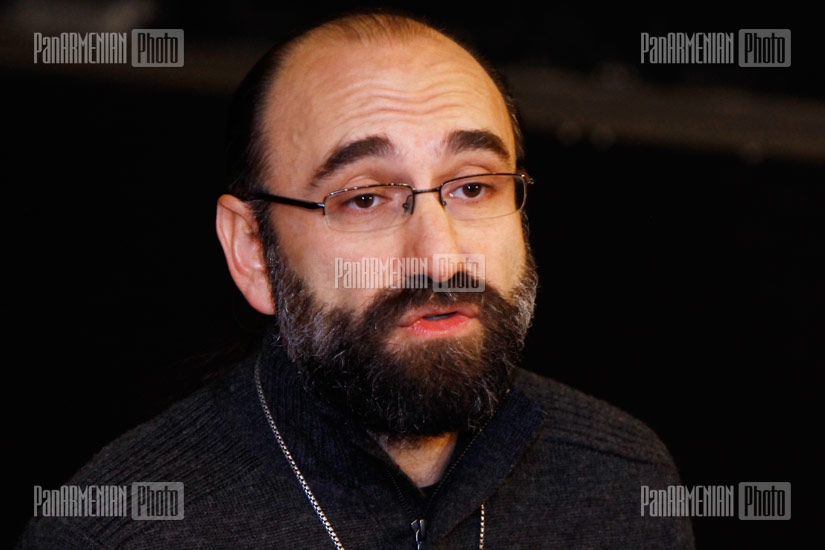 Press conference of the founder of Naregatsi art center Narek Harutyunyan and his supporters