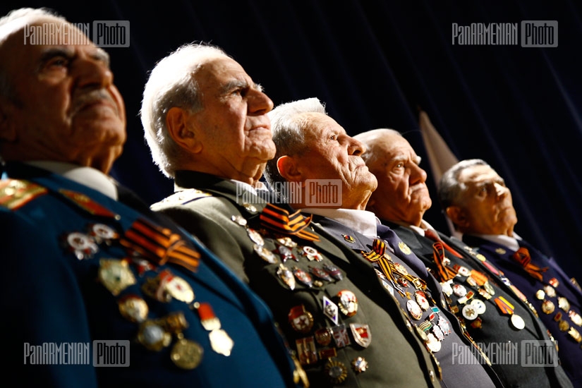В Ереване состоялась церемония награждения ветеранов, принимавших участие в обороне Москвы