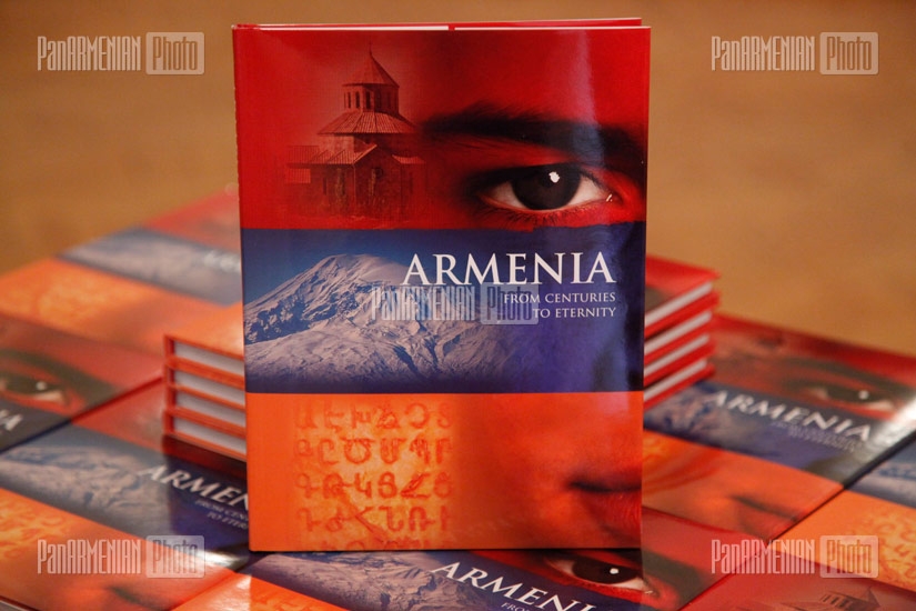 В МИД Армении состоялась презентация «Армения: из веков к вечности»