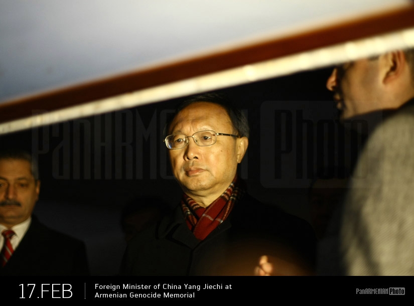 Չինաստանի ԱԳ նախարար Յան Ցզեչին Ծիծեռնակաբերդի հուշահամալիրում
