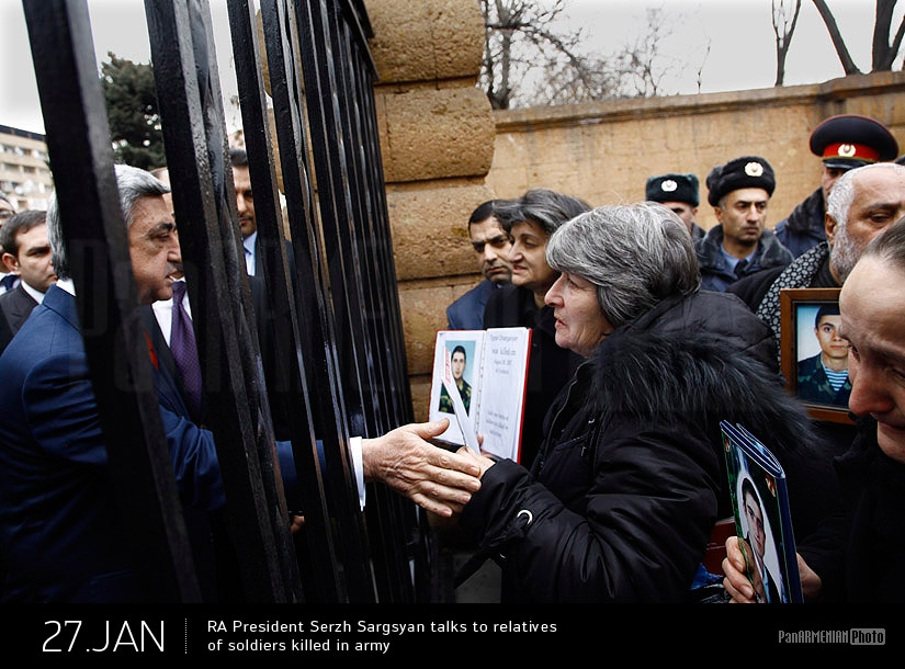   RA President Serzh Sargsyan talks to relatives of soldiers killed in Аrmy