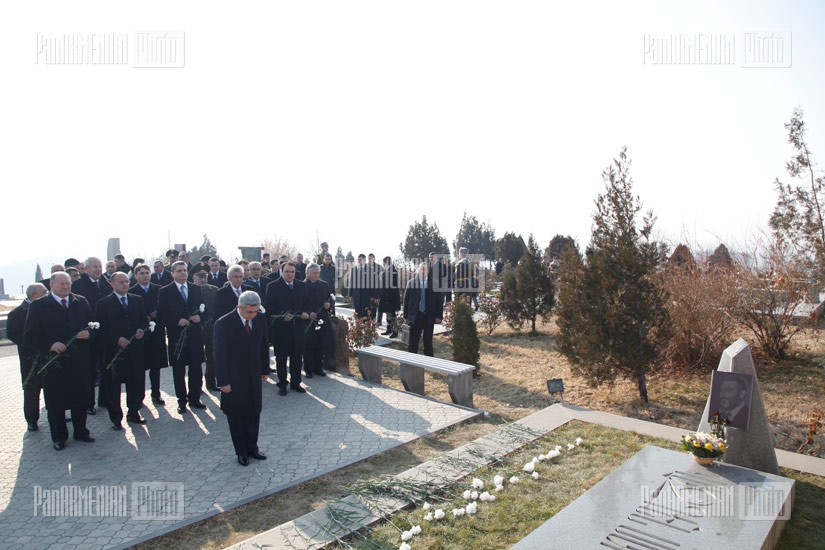 RA high ranked officials paid visit to Yerablur memorial