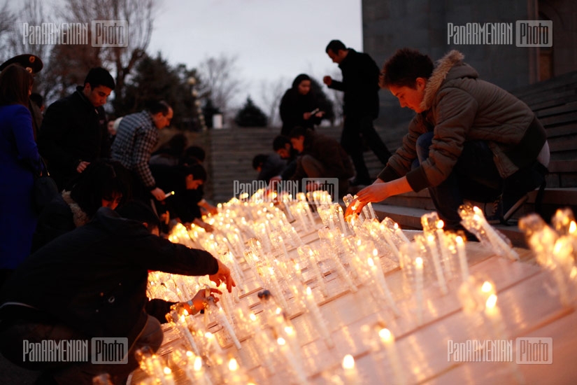 Students of various universities commemorate killed freedom fighters