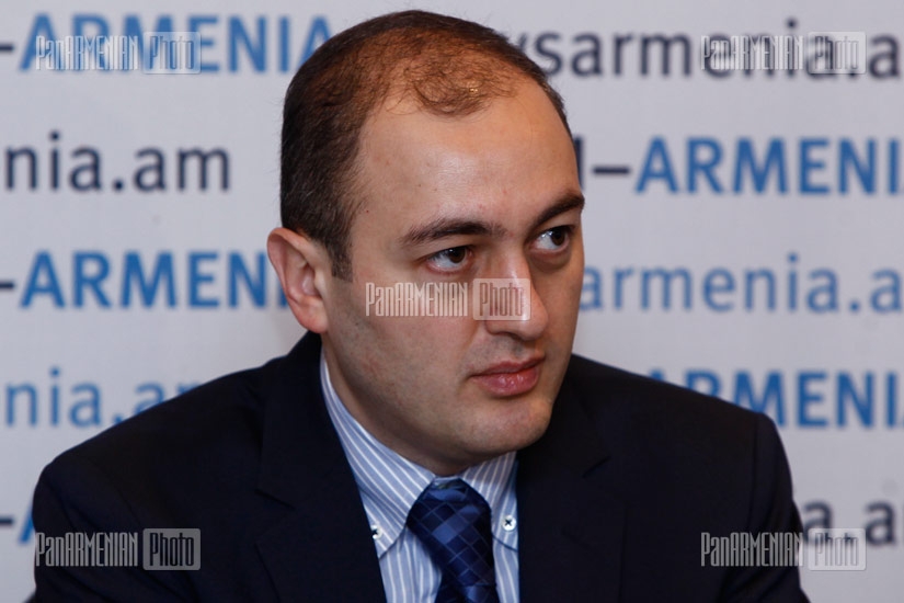 Press conference of IFC representative Arman Barkhudaryan and chairman of ACBA Credit-Agricole Bank Stepan Gishyan 