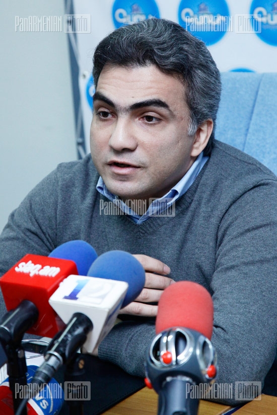 Press conference of political expert Edgar Vardanyan