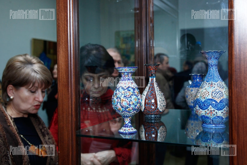 В Ереване открылась выставка Иранского современного прикладного искусства