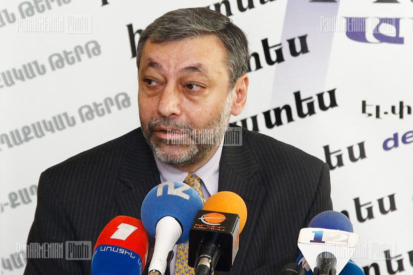 «Ազատ դեմոկրատներ» կուսակցության անդամ Ալեքսանդր Արզումանյանի ասուլիսը