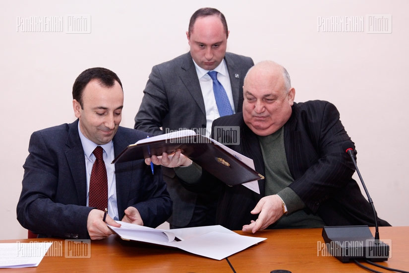 Փոխըմբռնման հուշագրի ստորագրում Երևանի պետական համալսարանի և ՀՀ արդարադատության նախարարության միջև