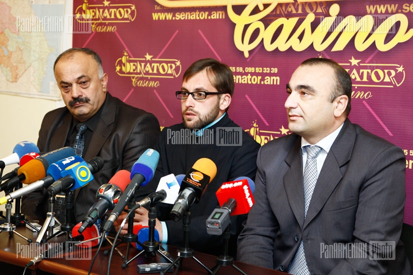 Տեր Նիկողոս քահանա Հովհաննիսյանի, “Հայ խոհարարական ավանդույթների զարգացման ու պահպանման” ՀԿ նախագահ Սեդրակ Մամուլյանի և նույն ՀԿ քարտուղար Վահե Անթանեսյանի ասուլիսը
