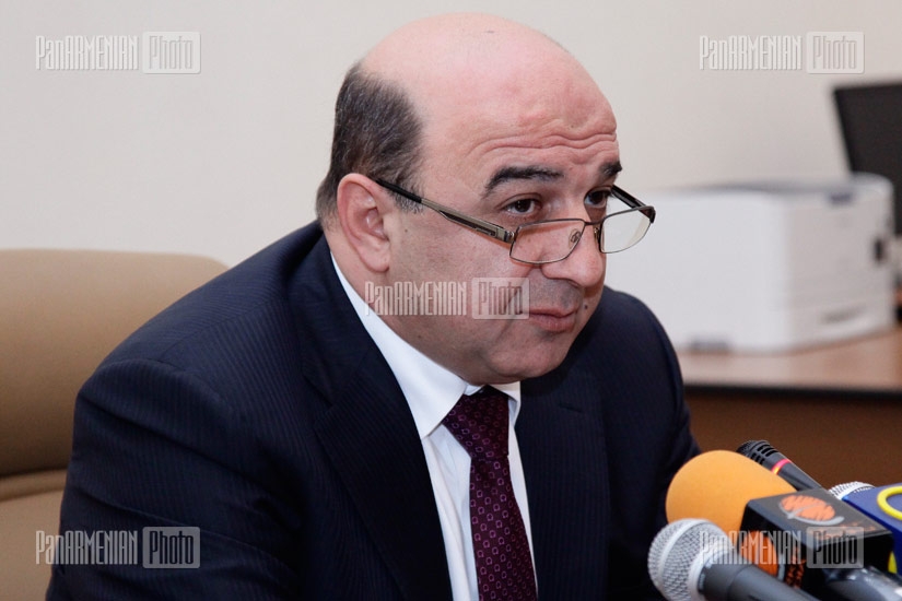 Пресс-конференция министра энергетики Армении Армена Мовсисяна
