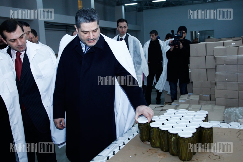 Премьер-министр РА Тигран Саркисян посетил завод Арарат