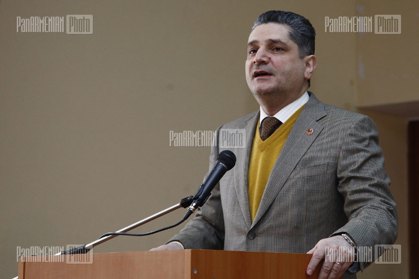 Премьер-министр Армении Тигран Саркисян встретился с республиканцами Аштарака
