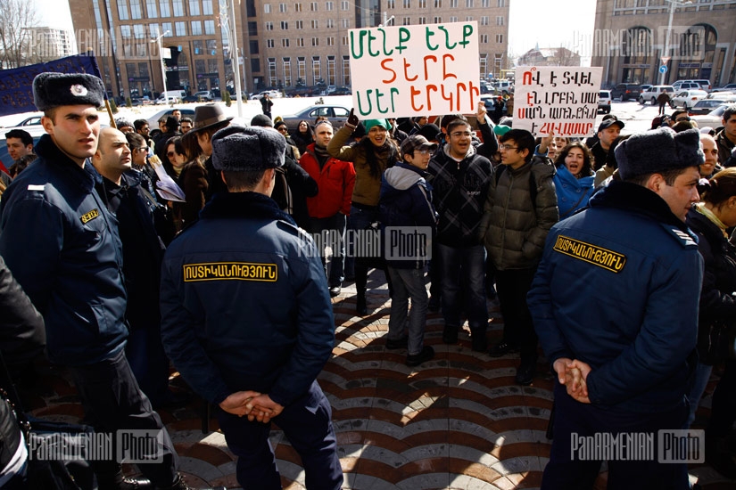 Activists struggling against constructions in Mashtots park gather in front of Yerevan Municipality  