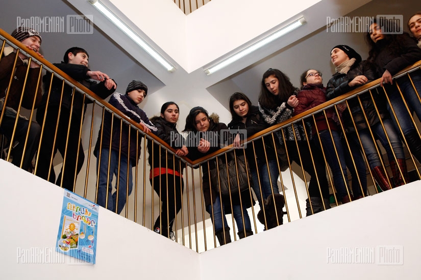 В библиотеке Хнко-Апера открылась 8-ая Ереванская книжная ярмарка 