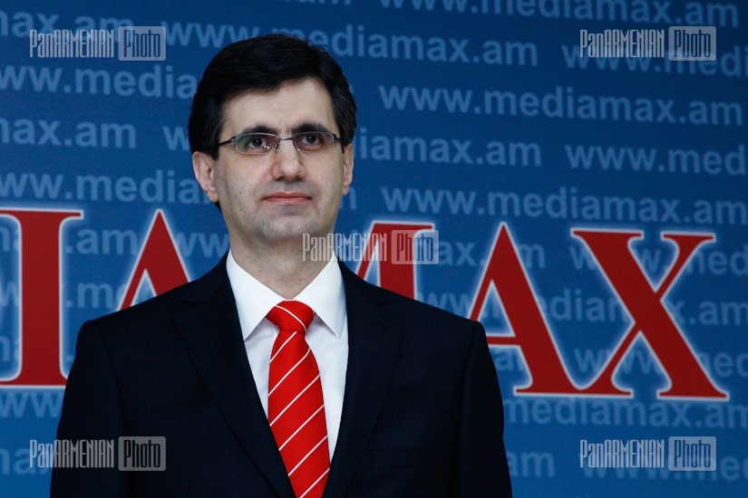VivaCell-MTS and Mediamax award the winner of Love and Tech contest
