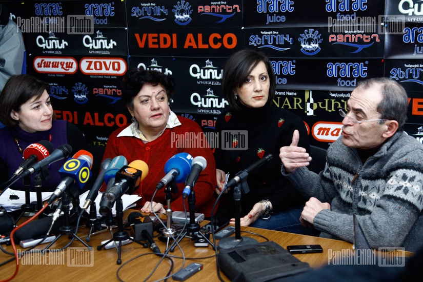 Press conference of environmentalists Karine Danielyan, Mery Khachatryan and architect Levon Igityan