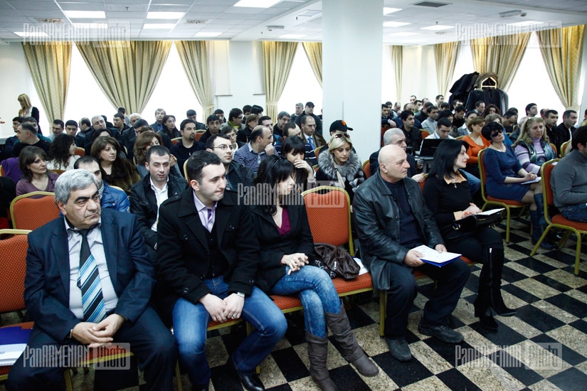 Drawing ceremony awards at VTB Armenia bank 