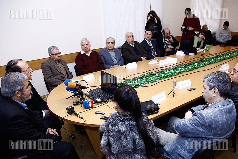 Press conference of ARFD bureau representative Hrant Margaryan at Political Scientists' Union  