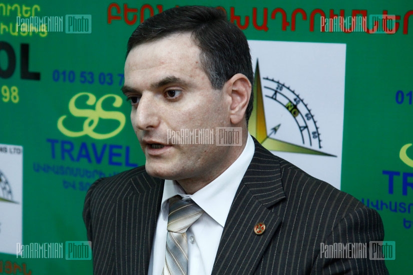 Press conference of Heritage MP Larisa Alaverdyan and republican Artak Zakaryan