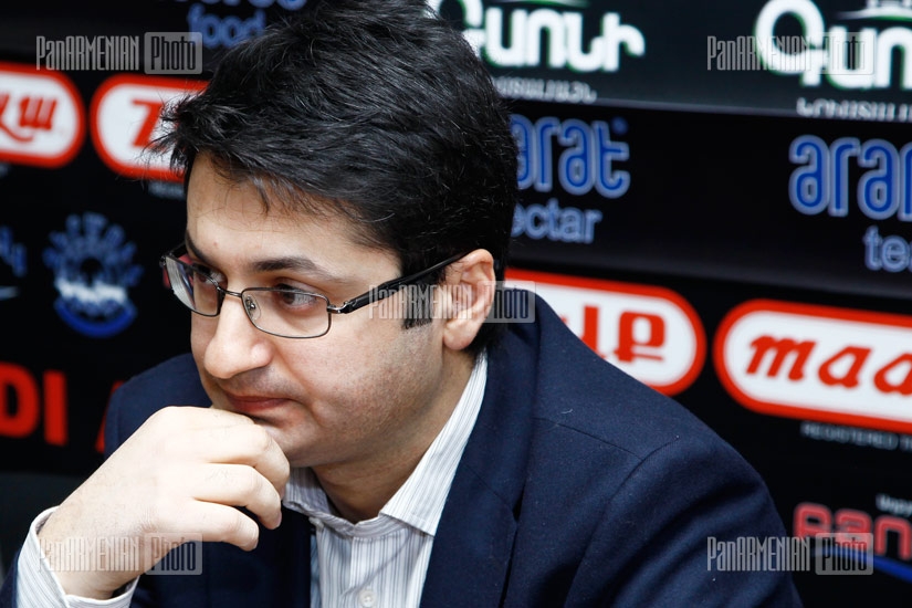Press conference of Antares Holding director Armen Martirosyan, novelist Aram Pachyan and 