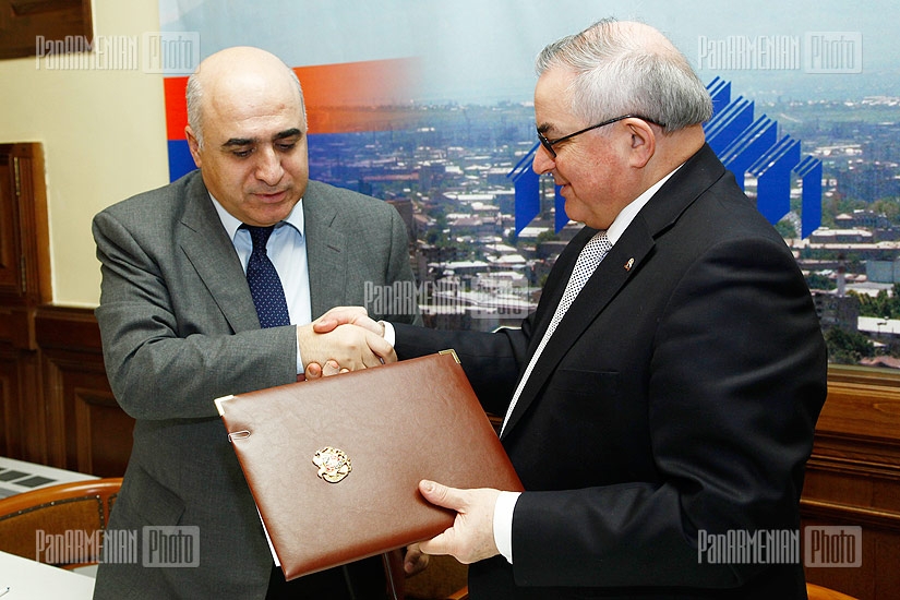 Հայաստանի արդյունաբերողների և գործարարների միությունը և “ՌՈՍՍԱՏՐՈՒԴՆԻՉԵՍՏՎՈ”-ի Հայաստանի ներկայացուցչությունը ստորագրեցին համագործակցության հուշագիր 
