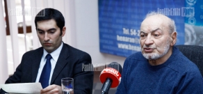 Press conference of sociologist Artur Atanesyan and sculptor Levon Tokmajyan 