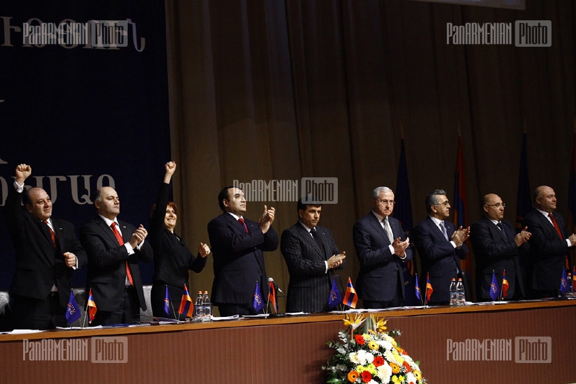 Orinats Yerkir party's congress