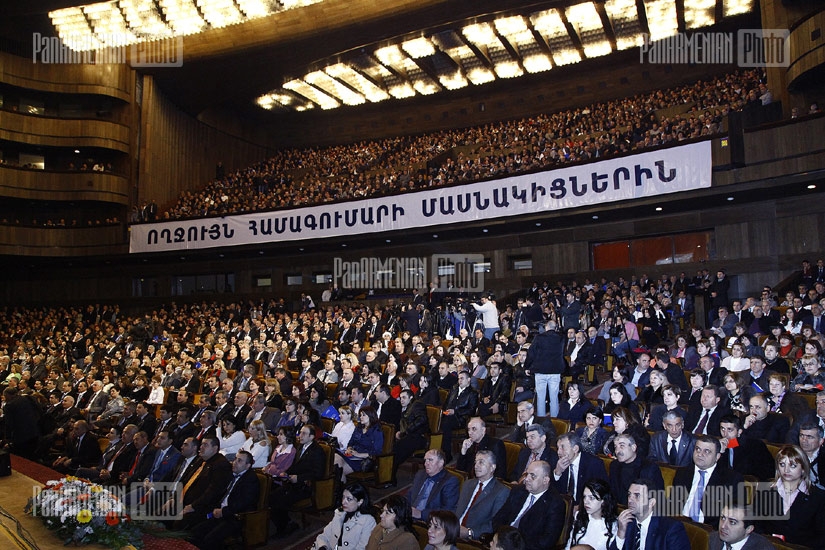 Orinats Yerkir party's congress