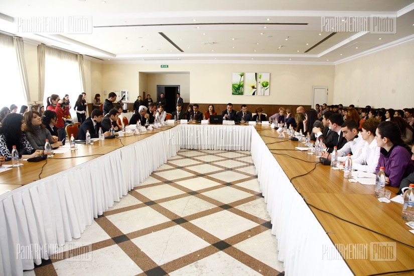 Конференция, посвященная 20-летию вступления Армении в ООН