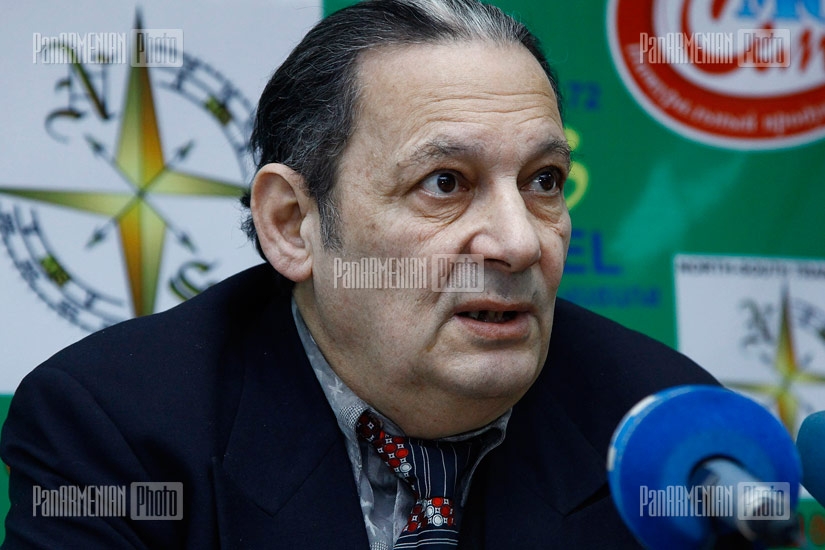 Press conference of Sociometer center head Aharon Adibekyan