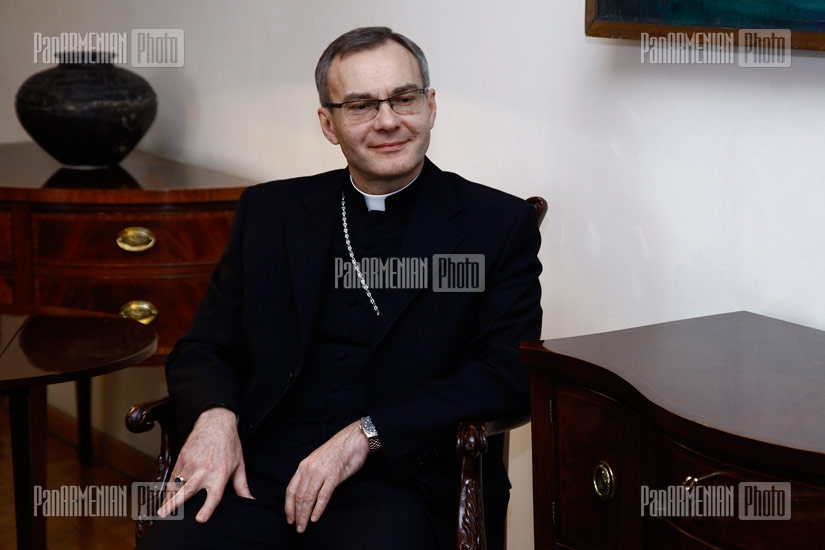 RA FM Edward Nalbandian receives Vatican delegate