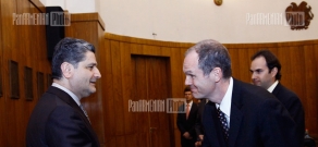 RA President Tigran Sargsyan receives IMF delegation led by IMF Mission Chief to Armenia Mark Horton
