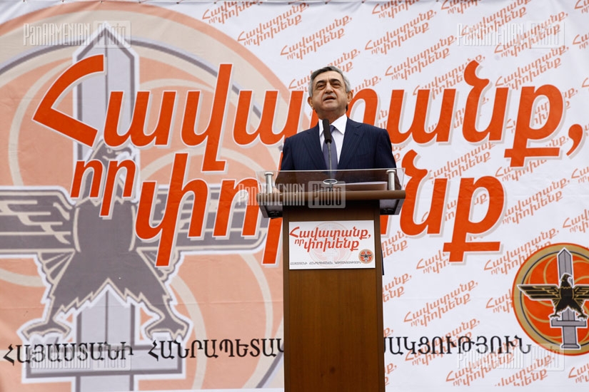 Президент Армении в рамках предвыборной агитации РПА встретился с ереванцами