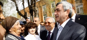 RPA President Serzh Sargsyan meets with residents of Ararat town