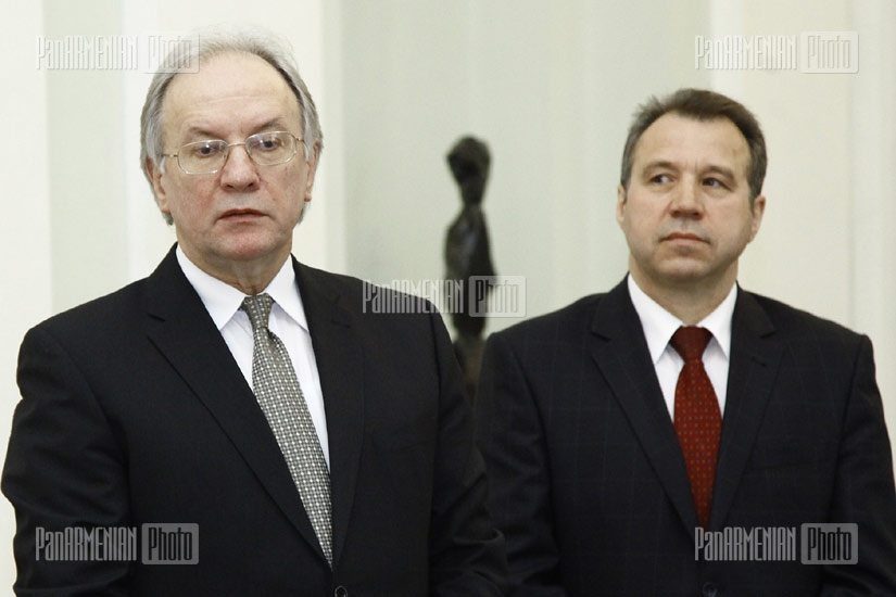 RA President Serzh Sargsyan receives FM of Belarus Sergei Martynov