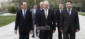 Глава МИД Беларуси Сергей Мартынов посетил Мемориальный комплекс Геноцида армян 