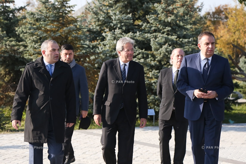 Министр иностранных дел и международного сотрудничества Италии Паоло Джентилони посетил мемориальный комплекс Цицернакаберд