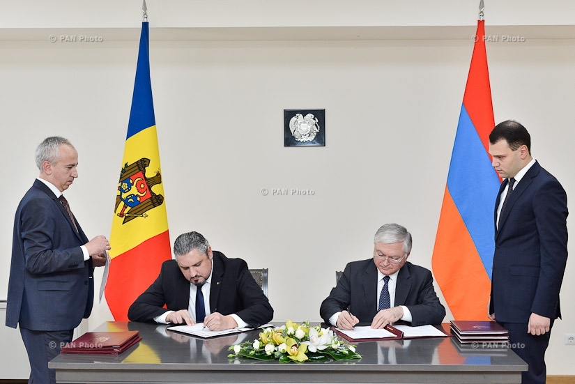 Minister of Foreign Affairs of Armenia Edward Nalbandian and Moldova's Deputy PM, Minister of Foreign Affairs and European Integration Andrei Galbur sign an agreement on visa liberalization