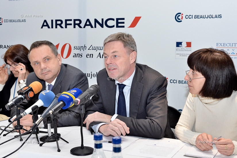 Press conference dedicated to 10th anniversary of Paris-Yerevan-Paris flight of Air France 